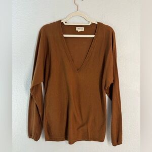 Rust Brown V-Neck Light Sweater